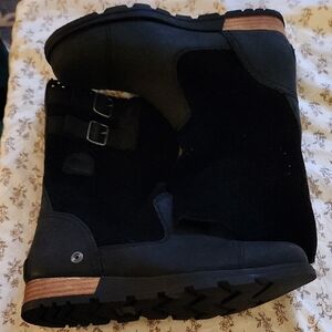 Sorel Major Black Women's Boots - NWOT